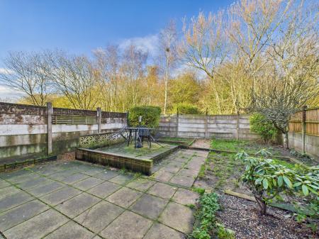 3 bedroom Semi-detached house for sale in Farndon Avenue, Sutton Manor, St Helens, WA9