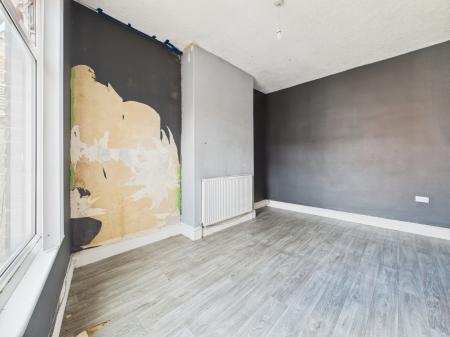 3 bedroom Terraced House for sale in Hall Street, St Helens Central, St Helens, WA10