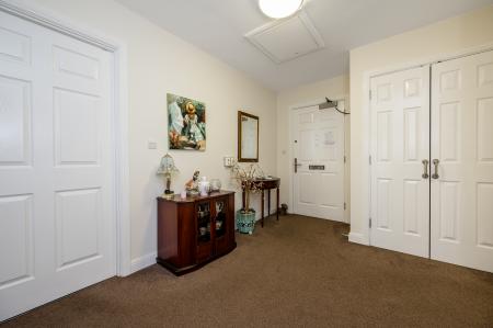 2 bedroom Apartment for sale in Heyeswood, Haydock, St Helens, WA11