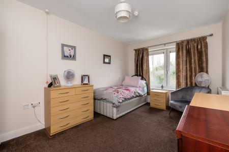 2 bedroom Apartment for sale in Heyeswood, Haydock, St Helens, WA11
