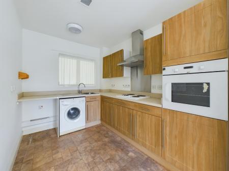 1 bedroom Flat for sale in Heyeswood, Haydock, WA11