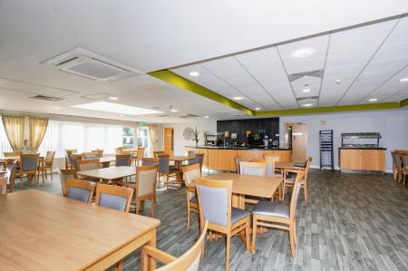 1 bedroom Flat for sale in Heyeswood, Haydock, WA11