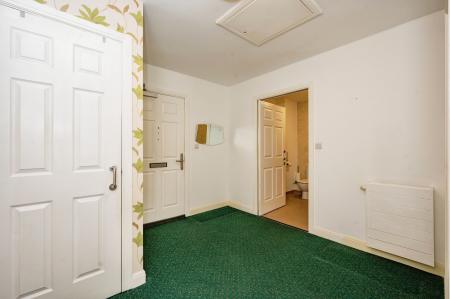 1 bedroom Flat for sale in Heyeswood, Haydock, WA11