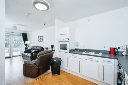 2 bedroom Apartment for sale in Heyeswood, Haydock, WA11