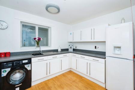 2 bedroom Apartment for sale in Heyeswood, Haydock, WA11
