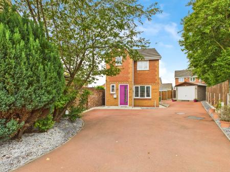 Kenyons Lane South, St Helens, Haydock, WA11