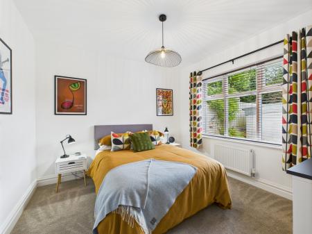 4 bedroom Bungalow for sale in Main Street, Billinge, Billinge, WN5