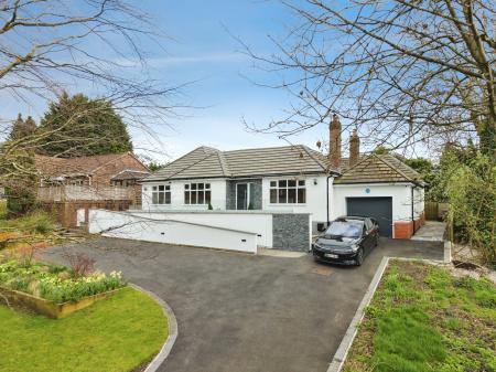 4 bedroom Bungalow for sale in Main Street, Billinge, Billinge, WN5