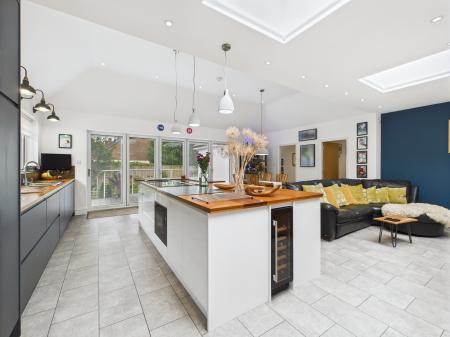 4 bedroom Bungalow for sale in Main Street, Billinge, Billinge, WN5