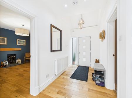 4 bedroom Bungalow for sale in Main Street, Billinge, Billinge, WN5