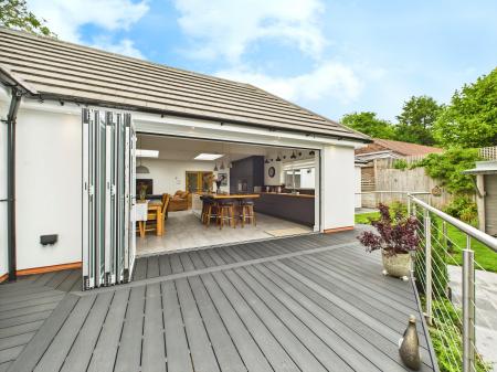 4 bedroom Bungalow for sale in Main Street, Billinge, Billinge, WN5