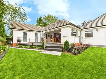 4 bedroom Bungalow for sale in Main Street, Billinge, Billinge, WN5