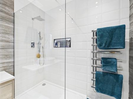 4 bedroom Bungalow for sale in Main Street, Billinge, Billinge, WN5