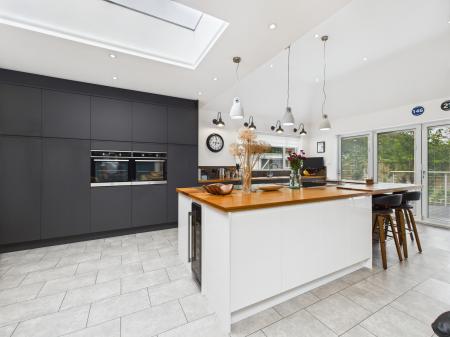 4 bedroom Bungalow for sale in Main Street, Billinge, Billinge, WN5