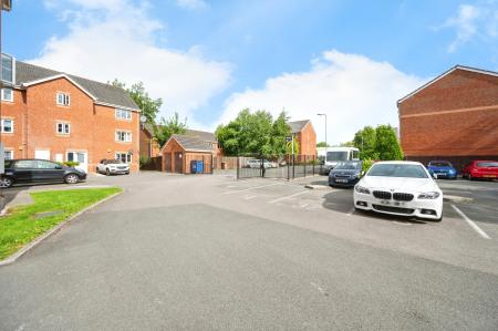 2 bedroom Flat for sale in Medway Court, St Helens, WA9