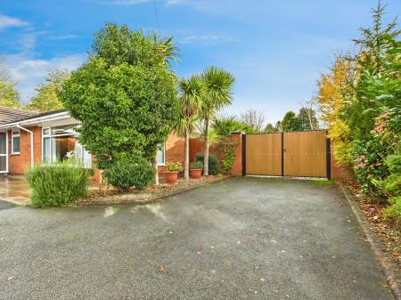 4 bedroom Detached bungalow for sale in Mercer Road, Haydock, WA11