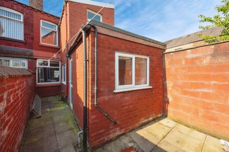 3 bedroom Terraced House for sale in Old Whint Road, Haydock, Haydock, WA11