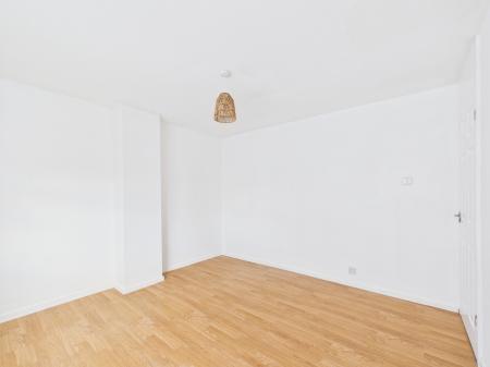 3 bedroom Town house for sale in Park Road, St Helens, WA11