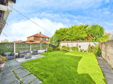 3 bedroom Semi-detached house for sale in Queens Drive, Windle, St Helens, WA10