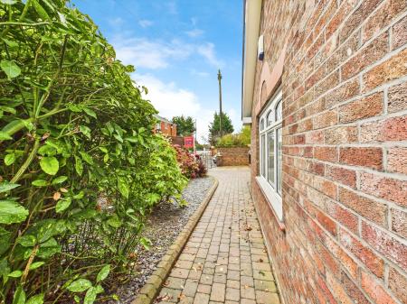 3 bedroom Detached bungalow for sale in Regents Road, West Park, St Helens, WA10