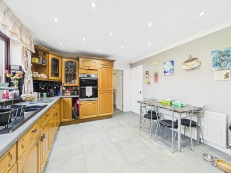 4 bedroom Detached house for sale in Springfield Park, Haydock, WA11