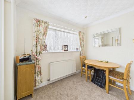 2 bedroom Semi-detached house for sale in St Albans Close, Haydock, WA11