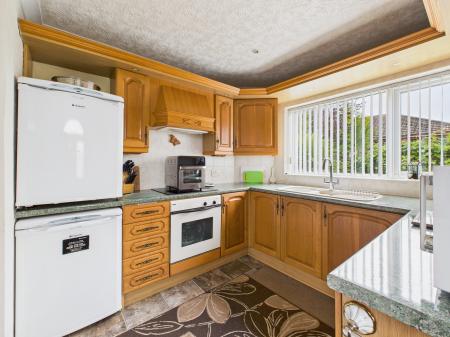 2 bedroom Semi-detached house for sale in St Albans Close, Haydock, WA11