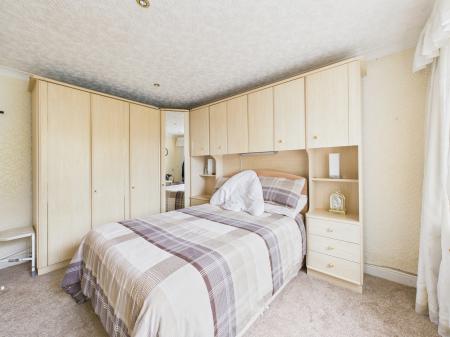 2 bedroom Semi-detached house for sale in St Albans Close, Haydock, WA11