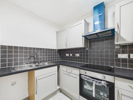 2 bedroom Flat for sale in The Rides, Haydock, WA11