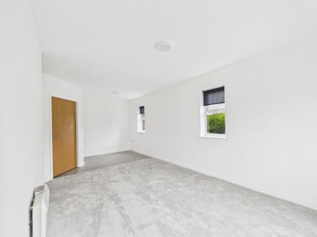 2 bedroom Flat for sale in The Rides, Haydock, WA11