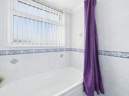 3 bedroom Semi-detached house for sale in Trent Close, Sutton, St Helens, WA9