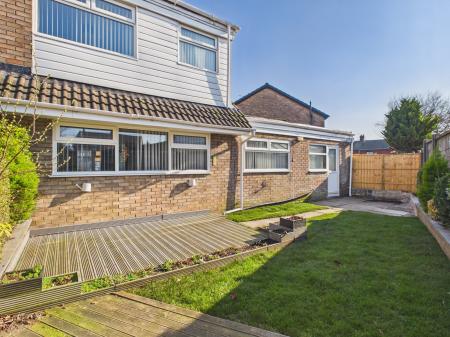 3 bedroom Semi-detached house for sale in Trent Close, Sutton, St Helens, WA9