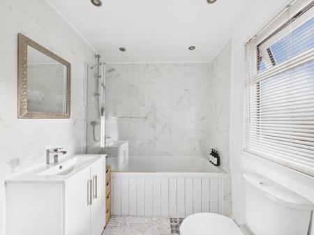 2 bedroom Detached house for sale in Vicarage Drive, Haydock, WA11