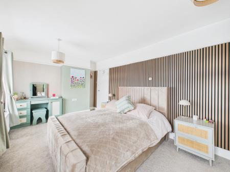 2 bedroom Terraced House for sale in Vicarage Road, Haydock, WA11