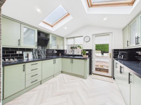 2 bedroom Terraced House for sale in Vicarage Road, Haydock, WA11