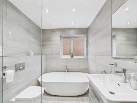 5 bedroom Detached house for sale in Wedgewood Gardens, St Helens, WA9