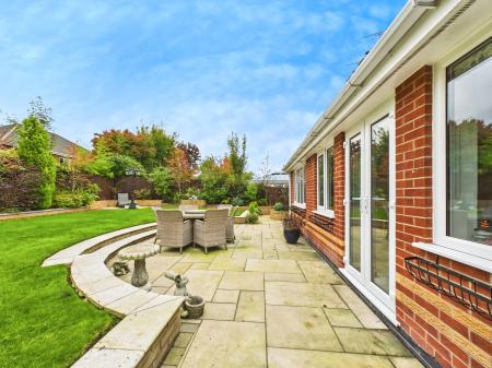 5 bedroom Detached house for sale in Wedgewood Gardens, St Helens, WA9