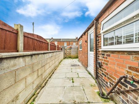 2 bedroom Terraced House for sale in West End Road, Haydock, WA11