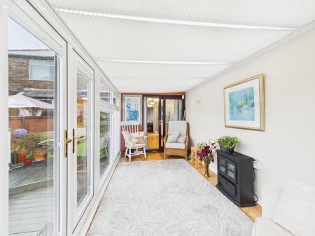 3 bedroom Semi-detached house for sale in Willoughby Drive, Eccleston Hill, St Helens, WA10