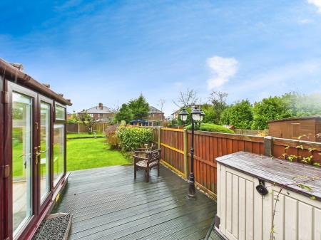 3 bedroom Semi-detached house for sale in Willoughby Drive, Eccleston Hill, St Helens, WA10