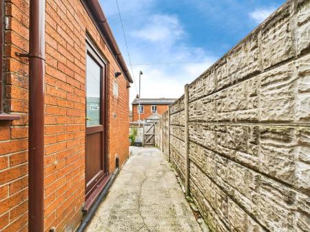 2 bedroom Terraced House for sale in Pigot Street, Newtown, St Helens, WA10