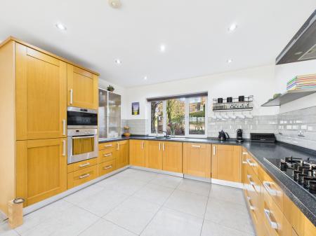 4 bedroom Detached house for sale in Grange Drive, Eccleston Hill, St Helens, WA10