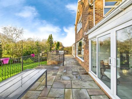 4 bedroom Detached house for sale in Grange Drive, Eccleston Hill, St Helens, WA10