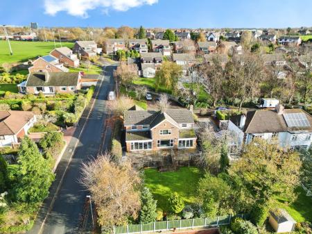 4 bedroom Detached house for sale in Grange Drive, Eccleston Hill, St Helens, WA10