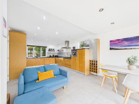 4 bedroom Detached house for sale in Grange Drive, Eccleston Hill, St Helens, WA10