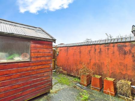 2 bedroom Terraced House for sale in Vista Road, Haydock, WA11