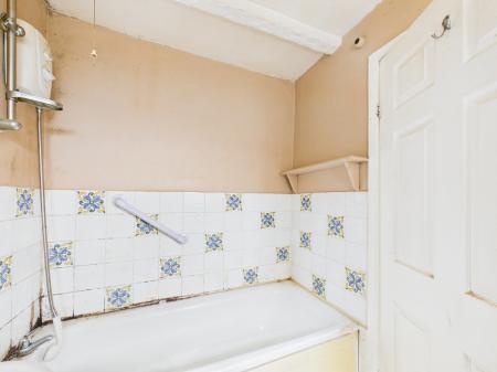 2 bedroom Terraced House for sale in Yewtree Avenue, Sutton, St Helens, WA9