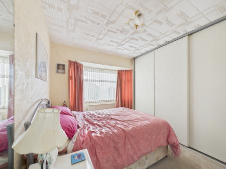 3 bedroom Semi-detached house for sale in Hillside Close, Billinge, WN5