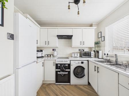 2 bedroom Semi-detached house for sale in Gleneagles Drive, Haydock, WA11