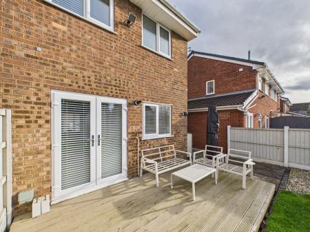 2 bedroom Semi-detached house for sale in Gleneagles Drive, Haydock, WA11